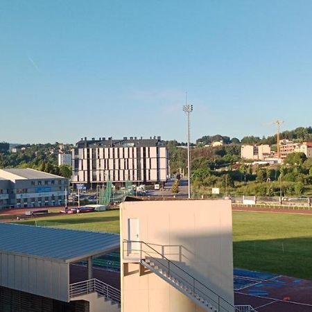Апартаменты Vistas A La Pista De Atletismo Понтеведра Экстерьер фото