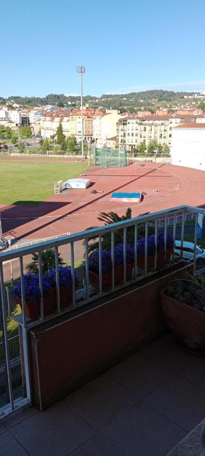 Апартаменты Vistas A La Pista De Atletismo Понтеведра Экстерьер фото